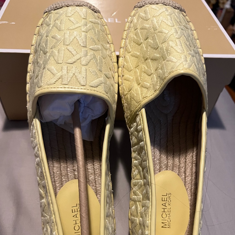 Michael Kors Espadrilles in Yellow